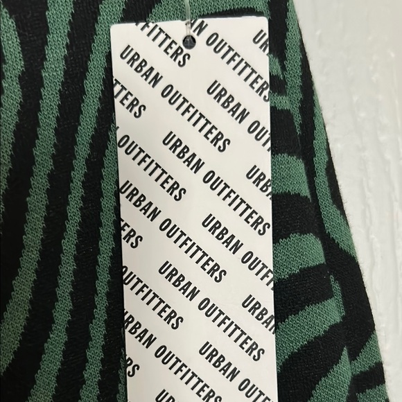 Urban Outfitters Green and Black Patterned Pants - Picture 3 of 4
